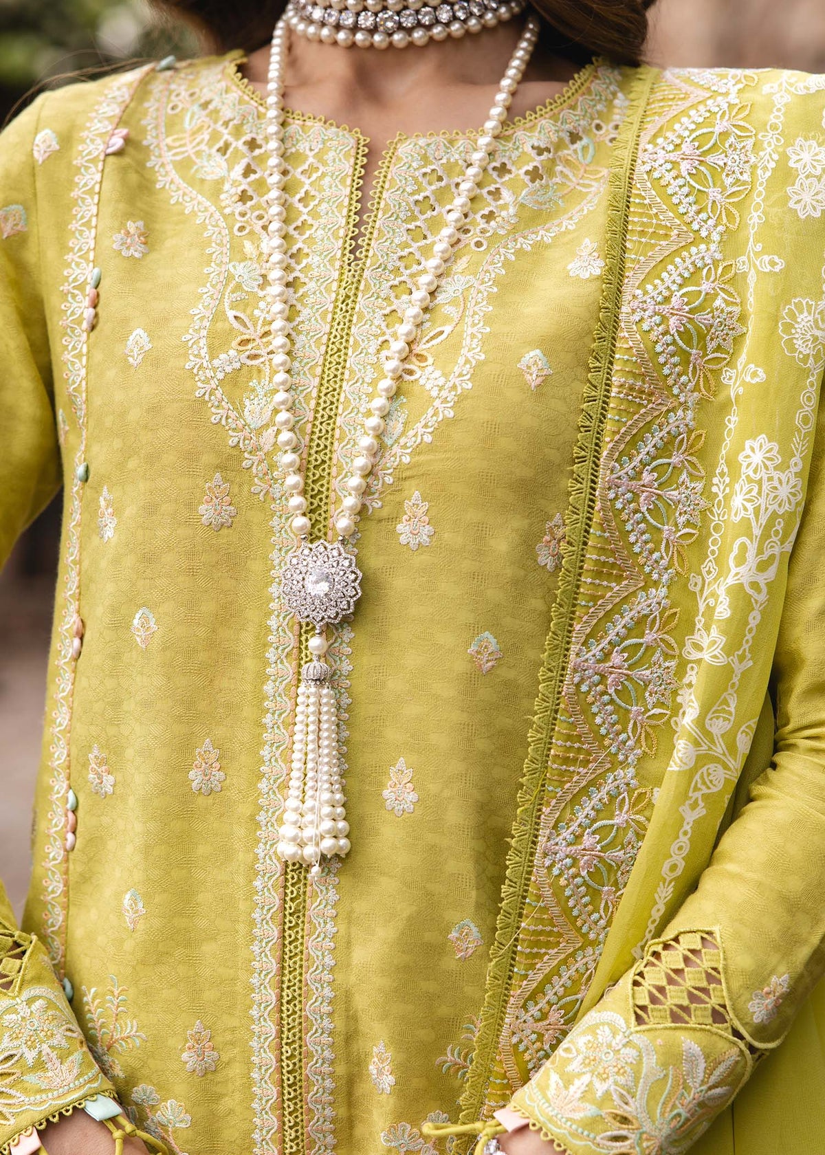 Silvia - Kanwal Malik