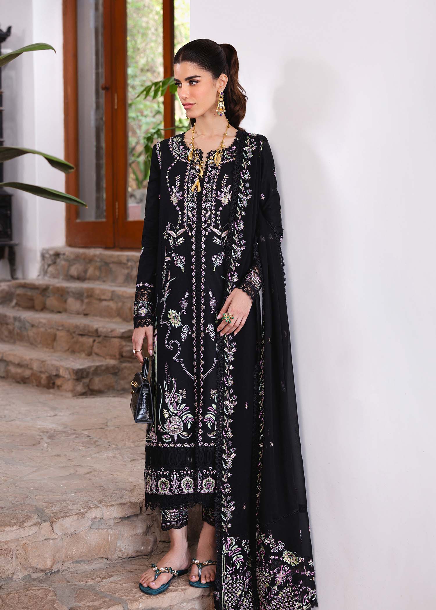 Laura - Kanwal Malik