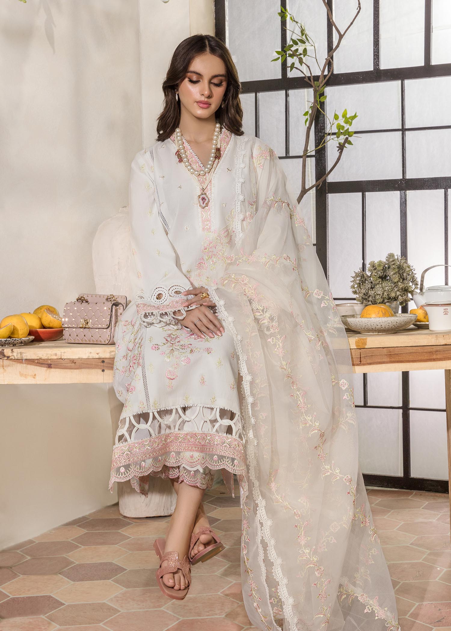 Pearl – Kanwal Malik