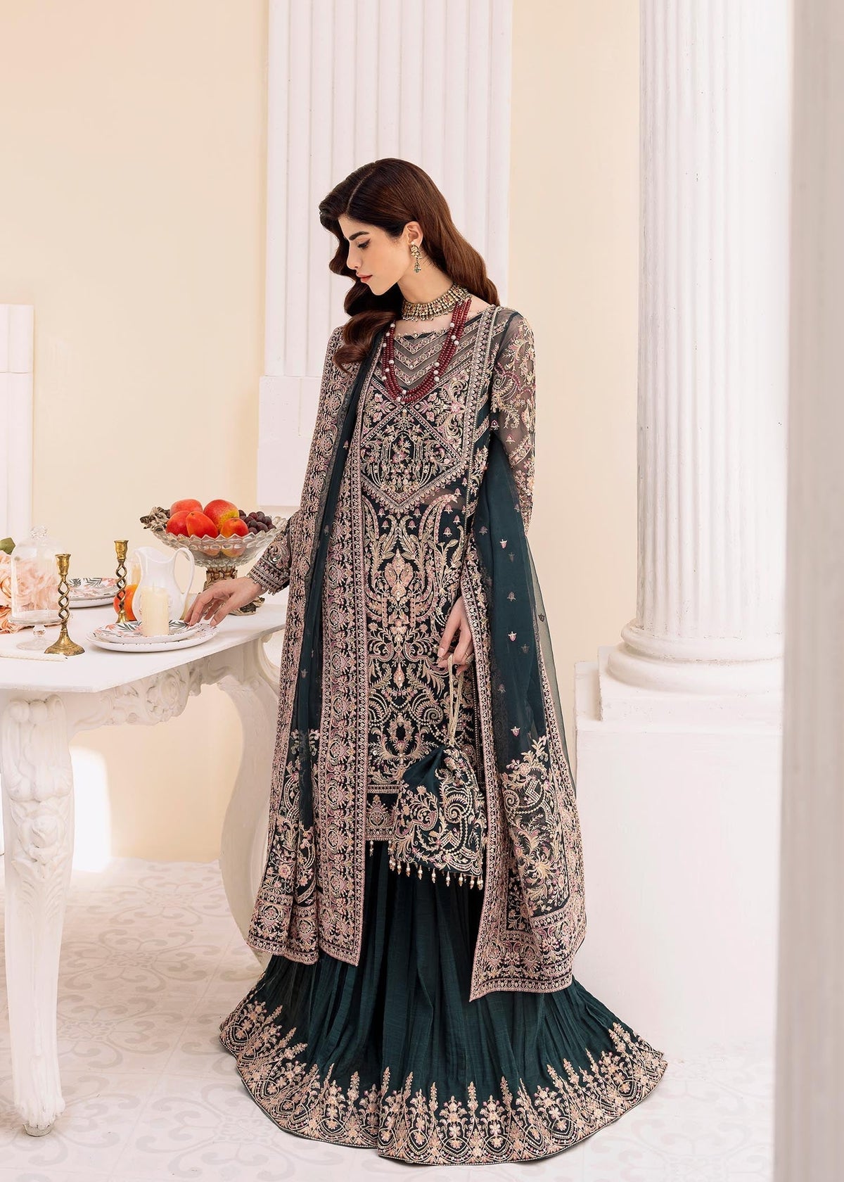 DELISHA - Kanwal Malik