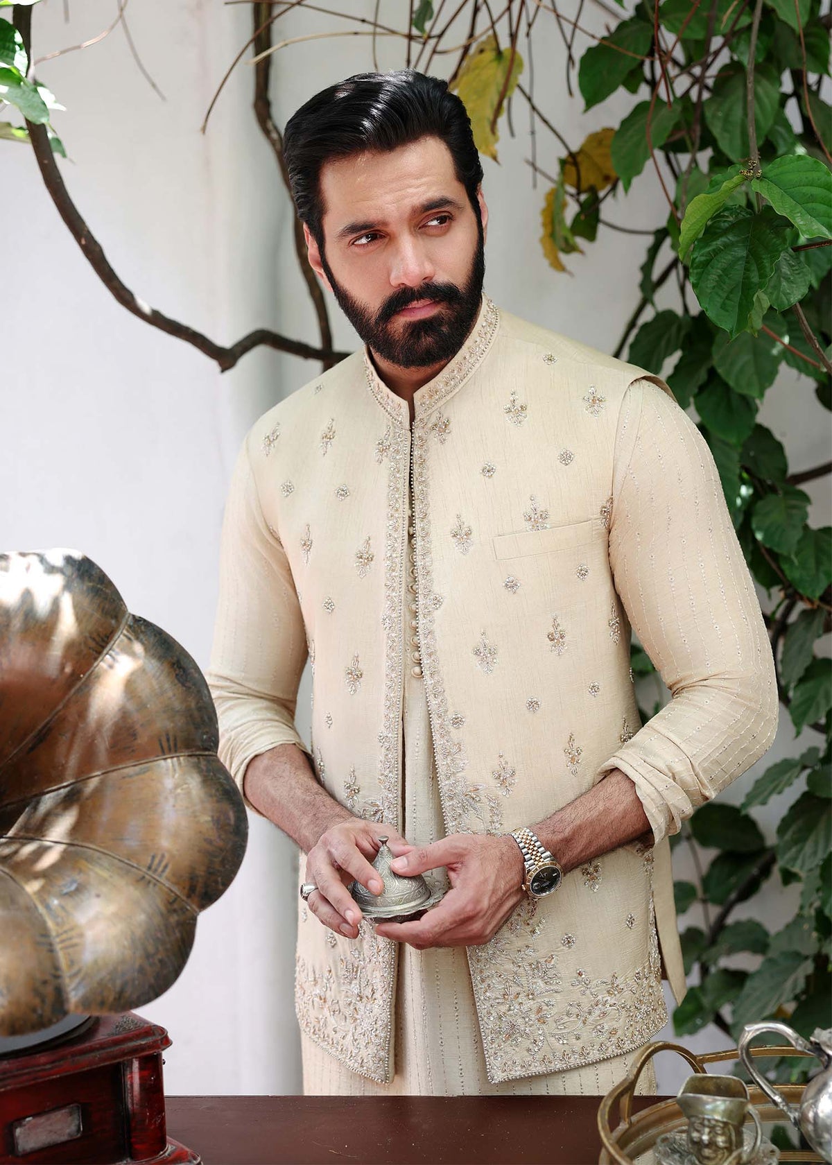 Zavian - Kanwal Malik