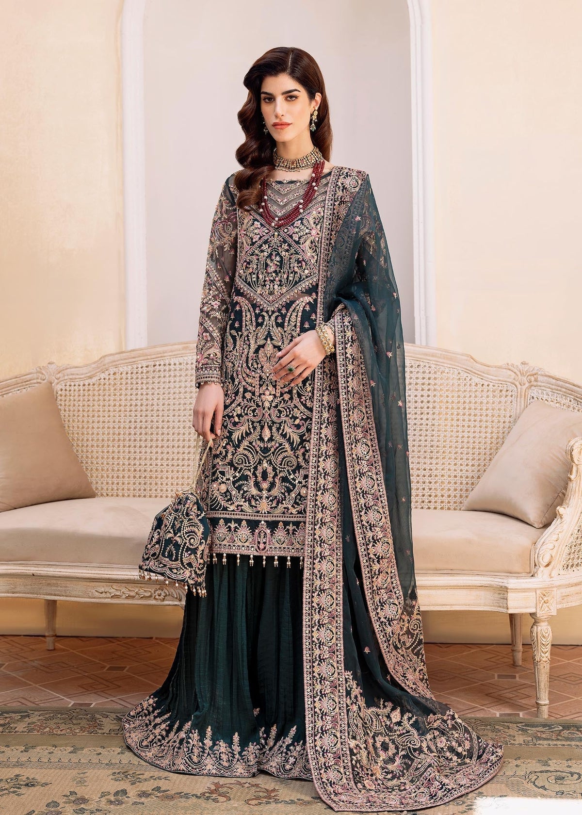 DELISHA - Kanwal Malik