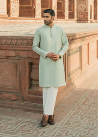 Faaris - Kanwal Malik