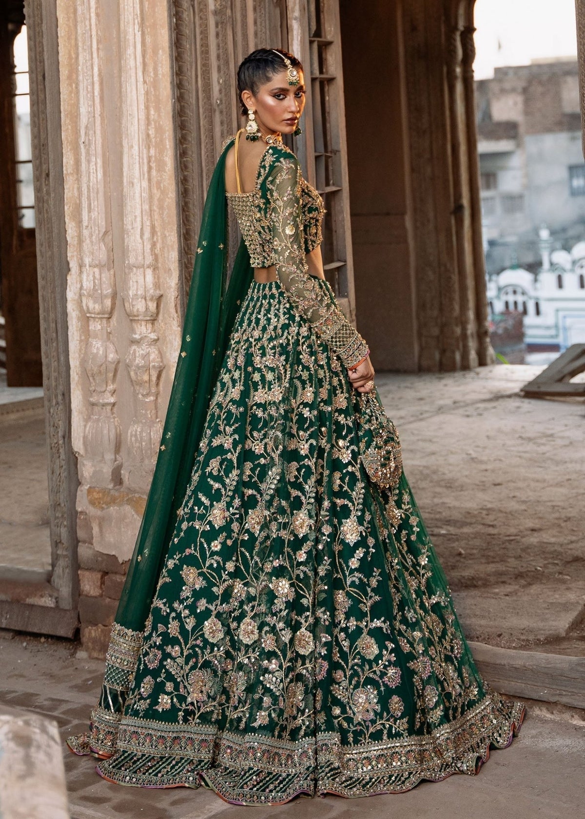 kanwal malik green dress Shabnami Kanwal Malik