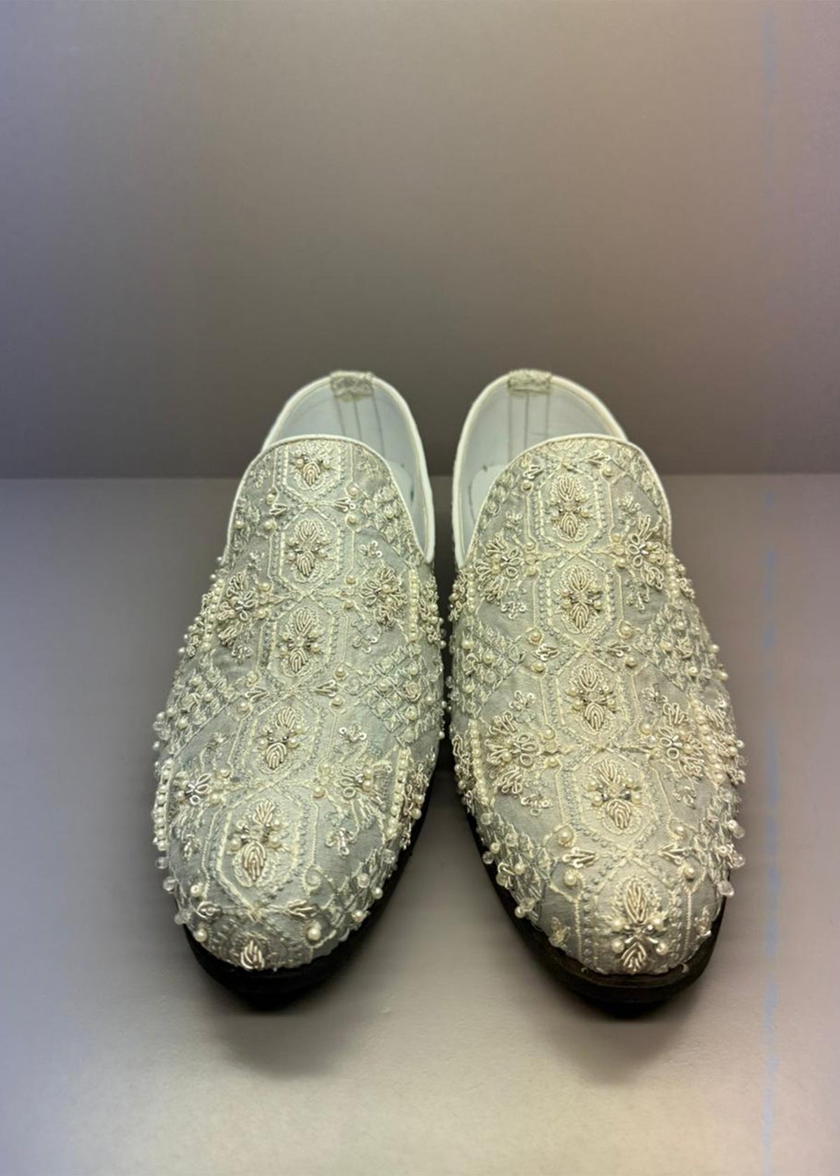 Izaar Shoes Without Embellishment - Kanwal Malik