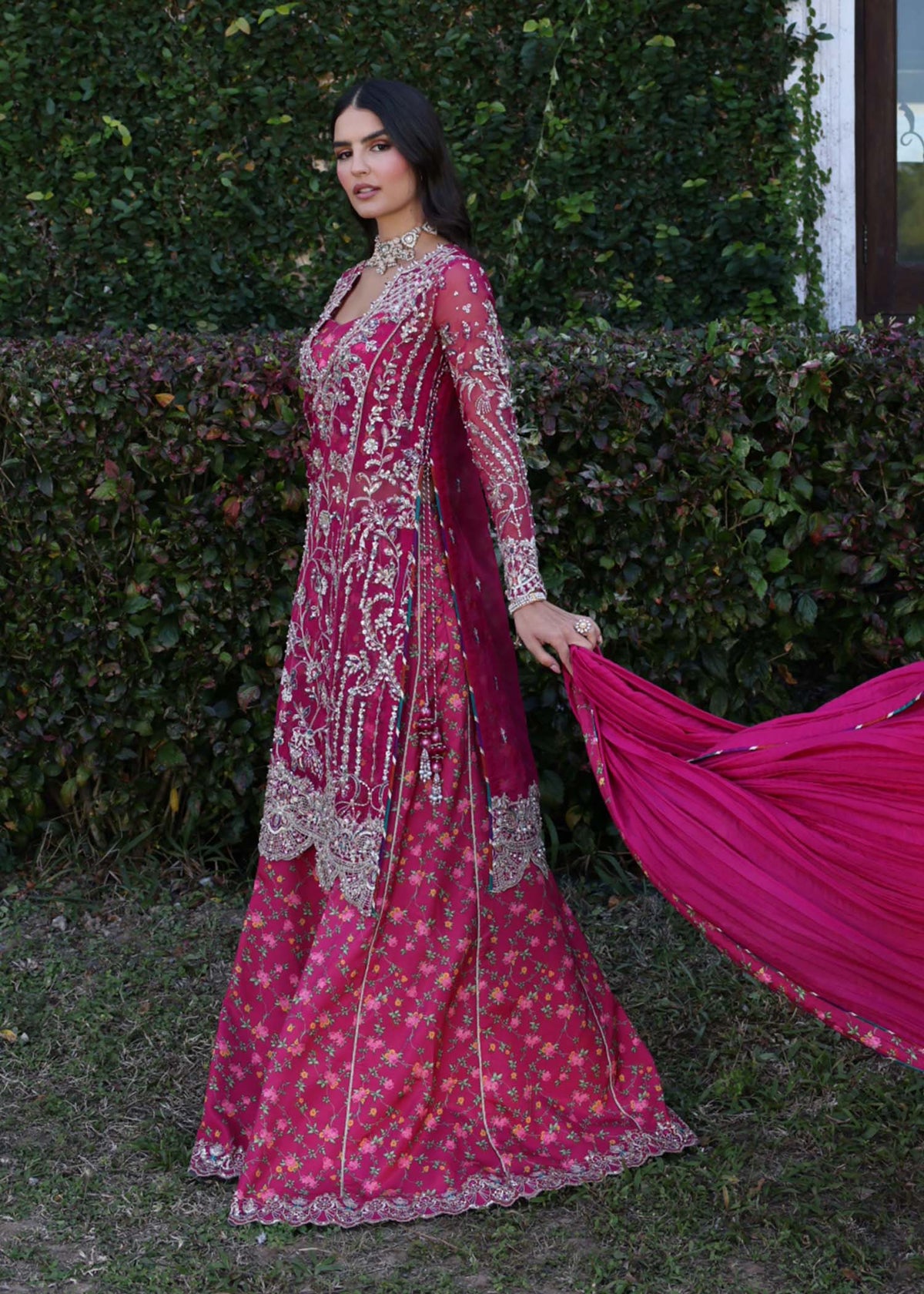 Alanna shocking pink crushed dupatta gold embroidery detail - Kanwal Malik luxury pret