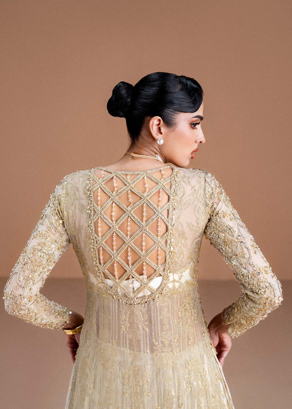 Aneesa pearl white complete look - Kanwal Malik