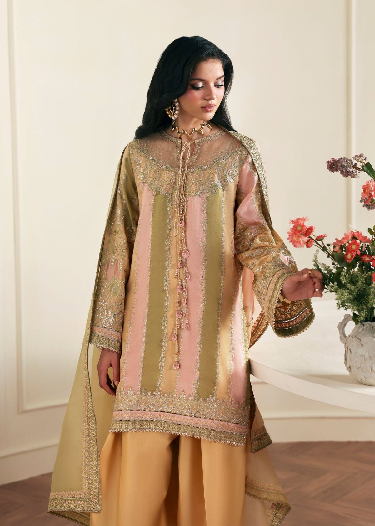 Bareeha gold complete look - Kanwal Malik