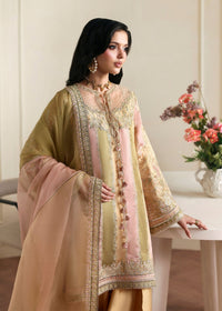 Bareeha gold styled look - Kanwal Malik