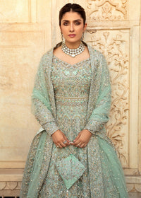 Jenan mint jamavar lehnga border detail - Kanwal Malik bridal couture