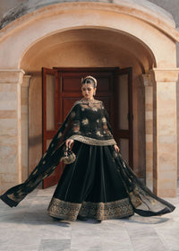 Kajal black pishwas front view - Kanwal Malik