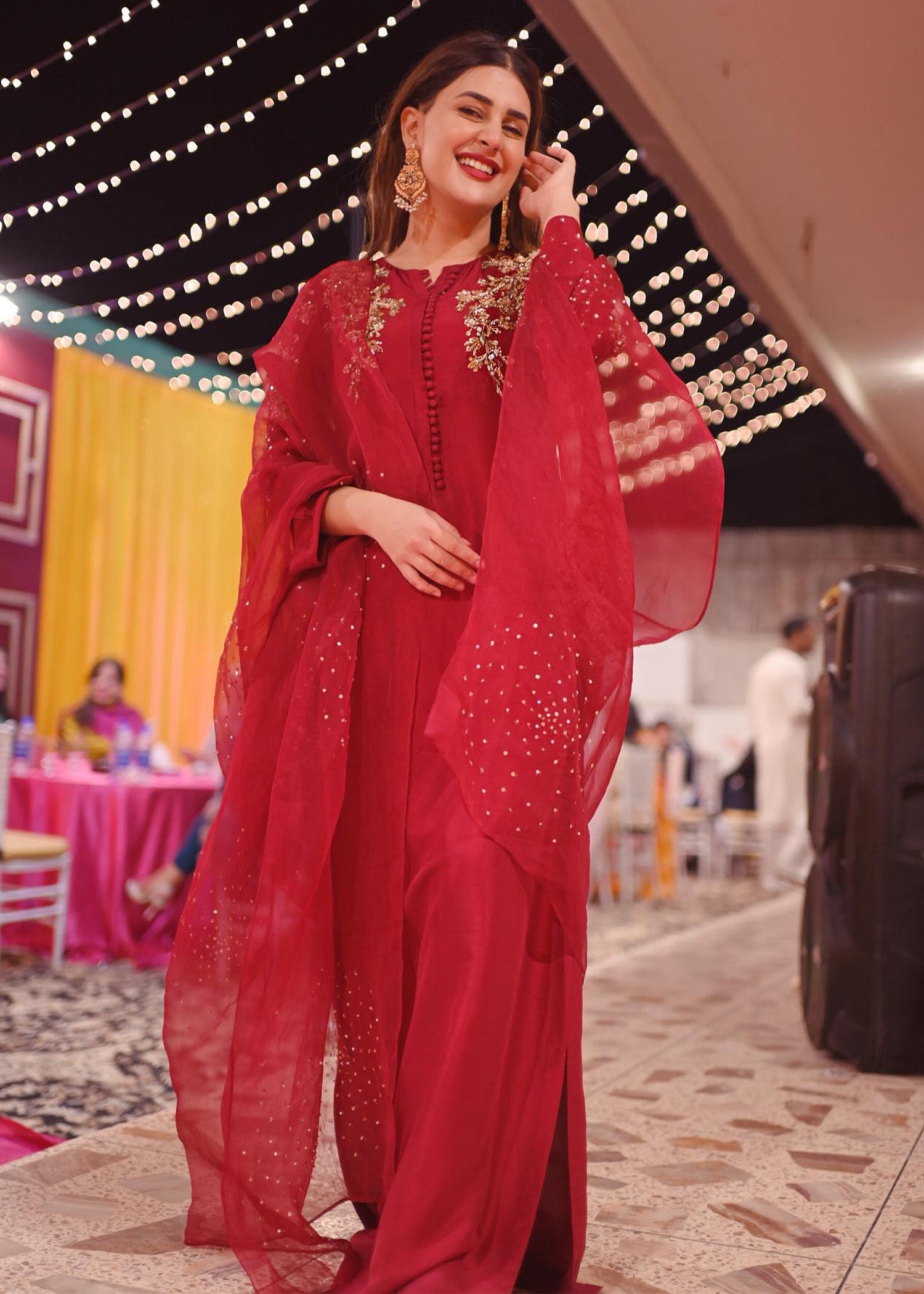 Rosina - Kubra Khan - Kanwal Malik
