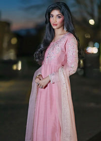 Tierra - Mawra Hocane - Kanwal Malik