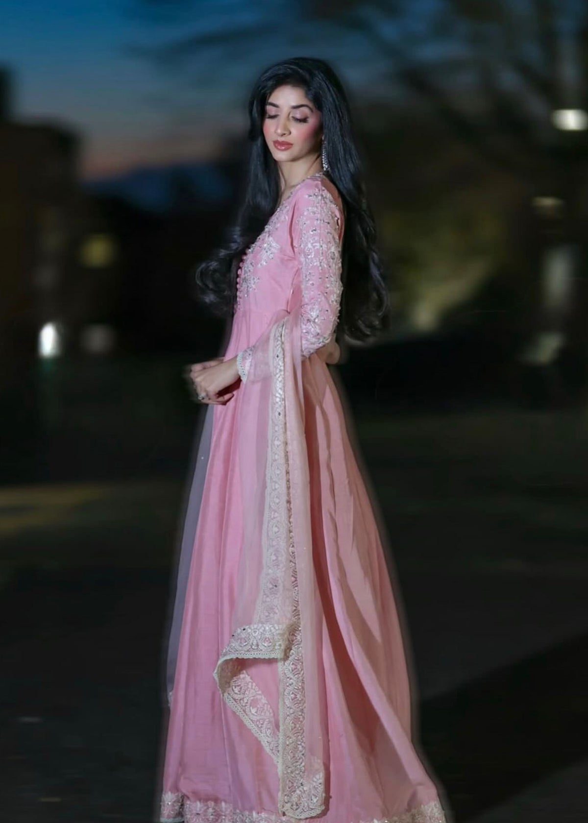 Tierra - Mawra Hocane - Kanwal Malik