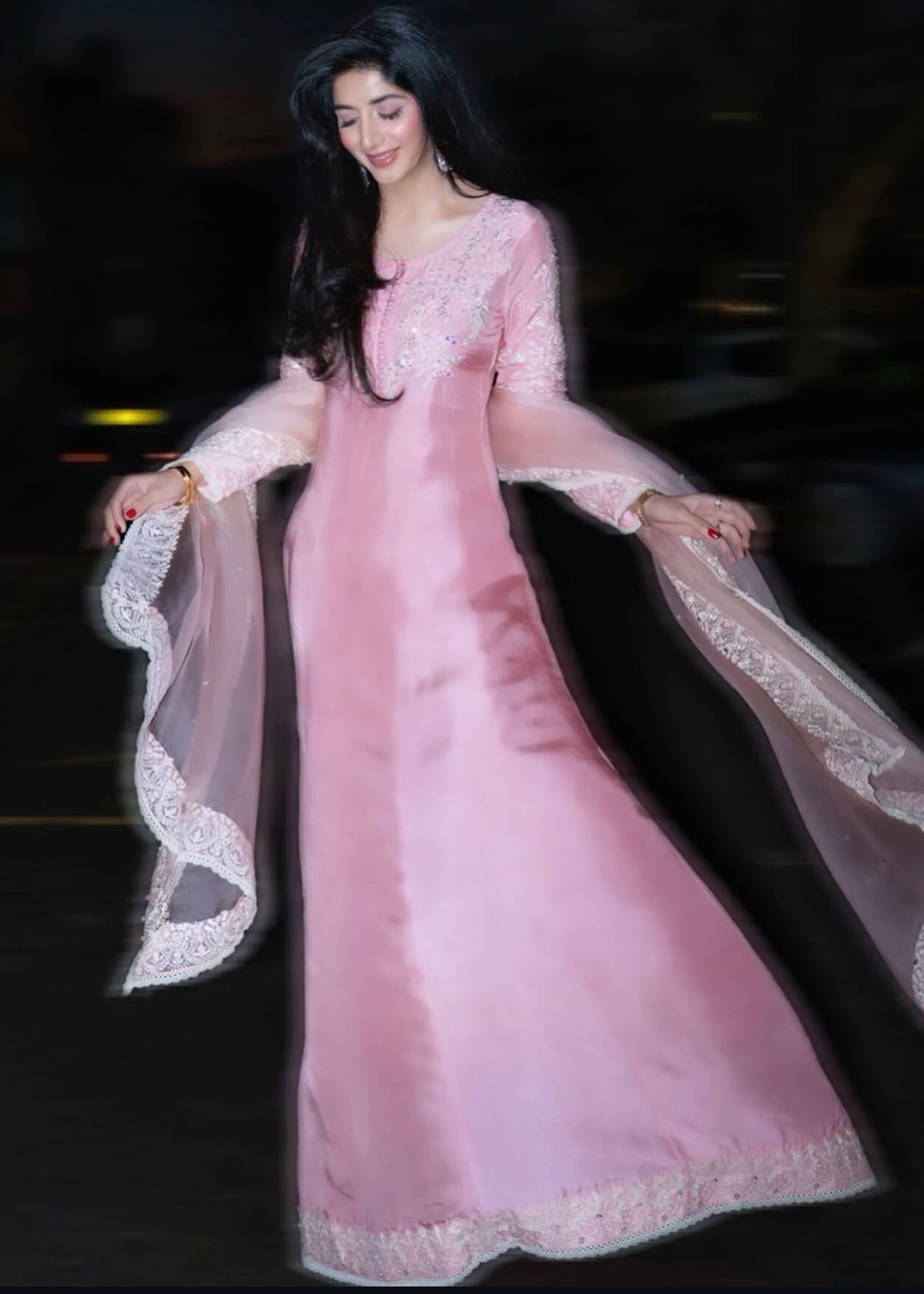 Tierra - Mawra Hocane - Kanwal Malik