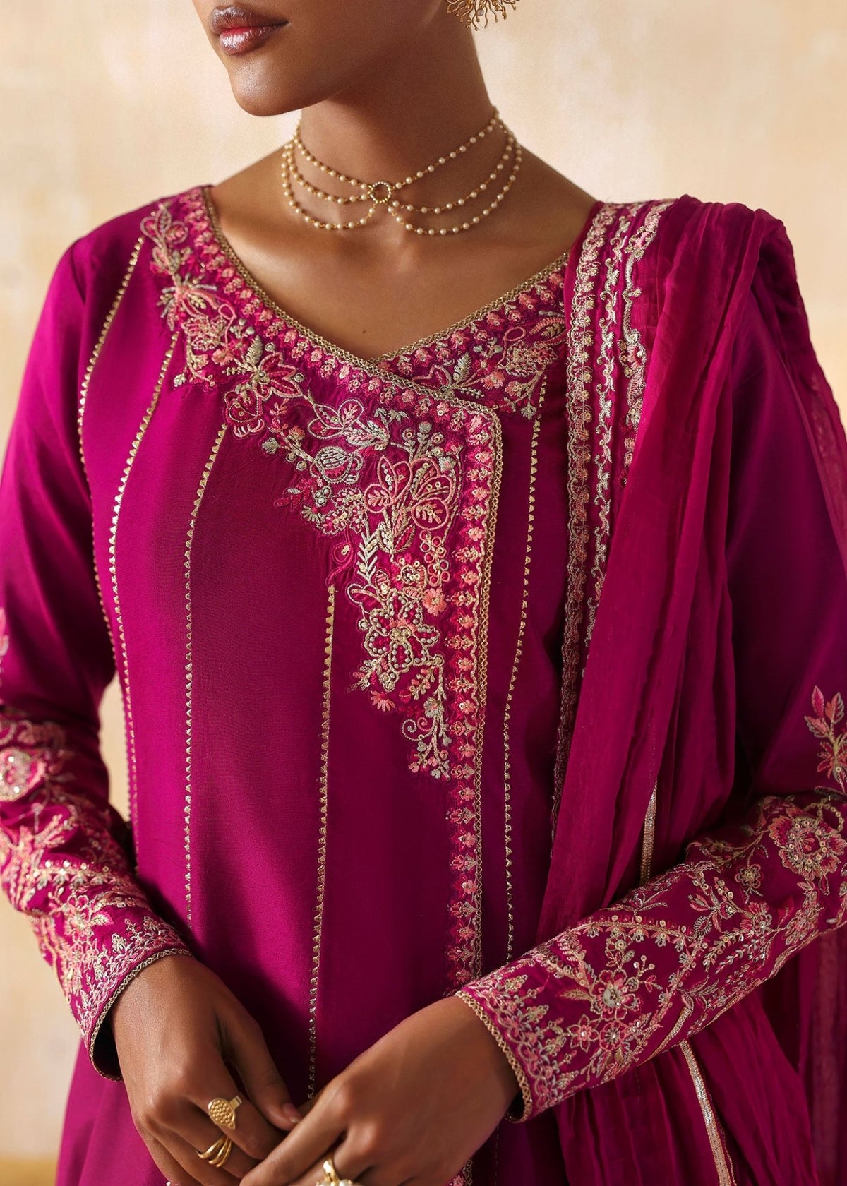 Laiya fusia crushed dupatta detail - Kanwal Malik luxury pret