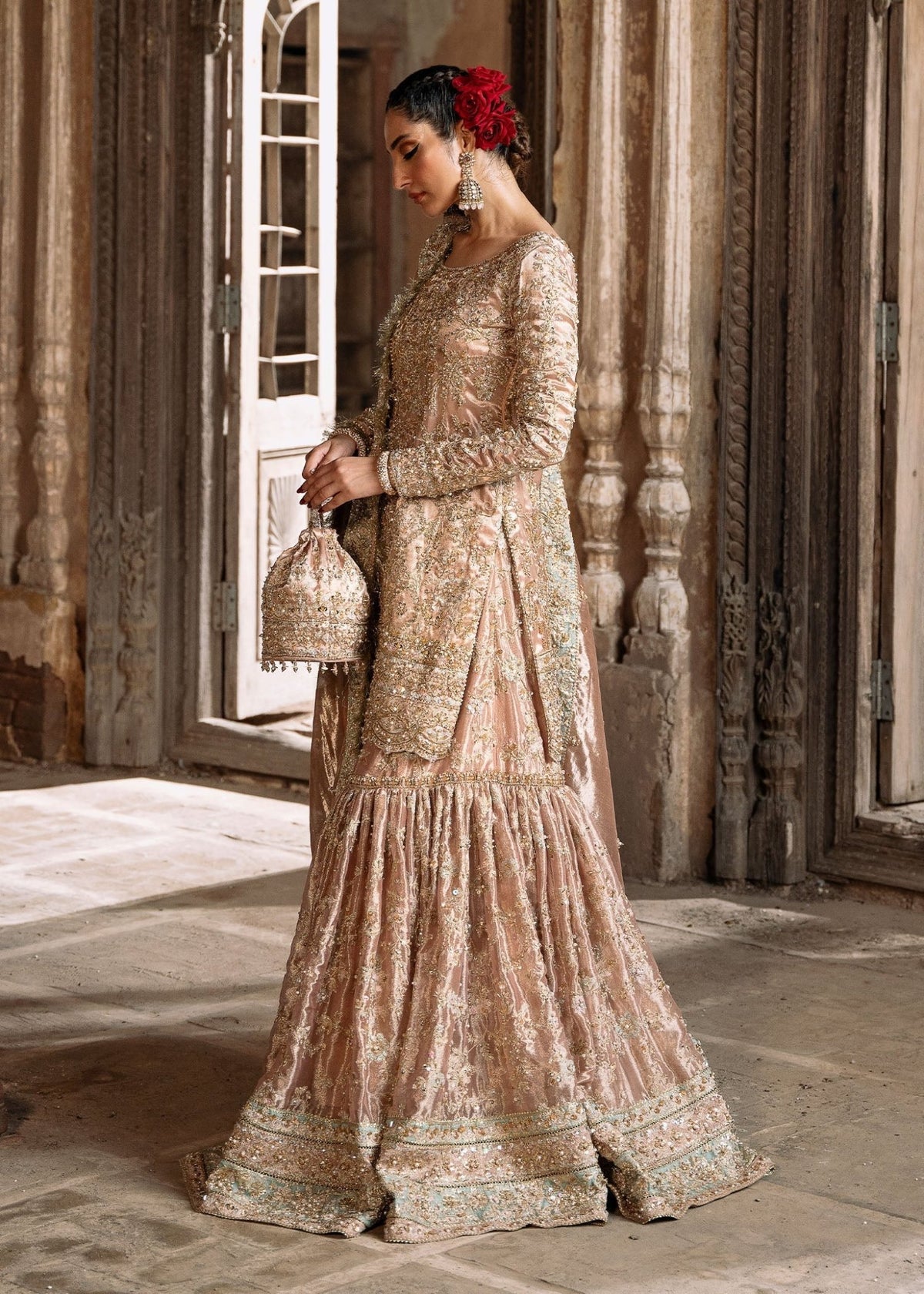Meeram pink tissue dupatta detail - Kanwal Malik