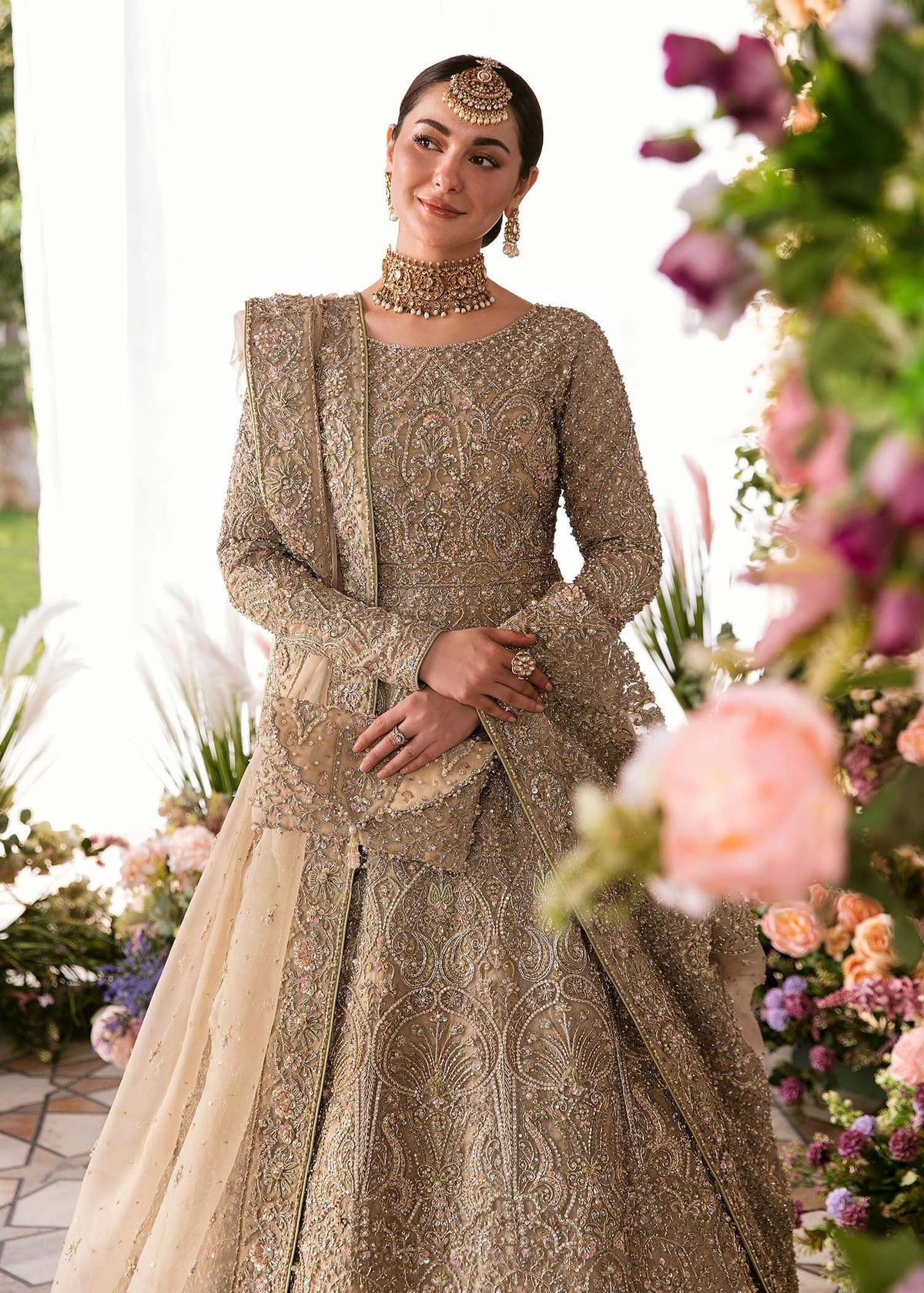 Minha nude embellished floral pattern detail - Kanwal Malik bridal couture