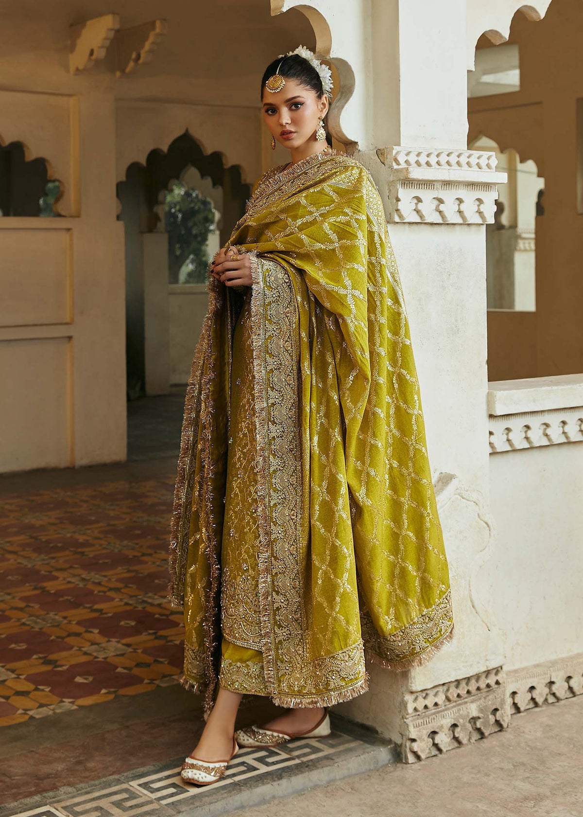 Mushq parrot green dupatta detail - Kanwal Malik luxury pret