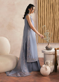 Natalia grey dupatta embroidery detail - Kanwal Malik luxury pret