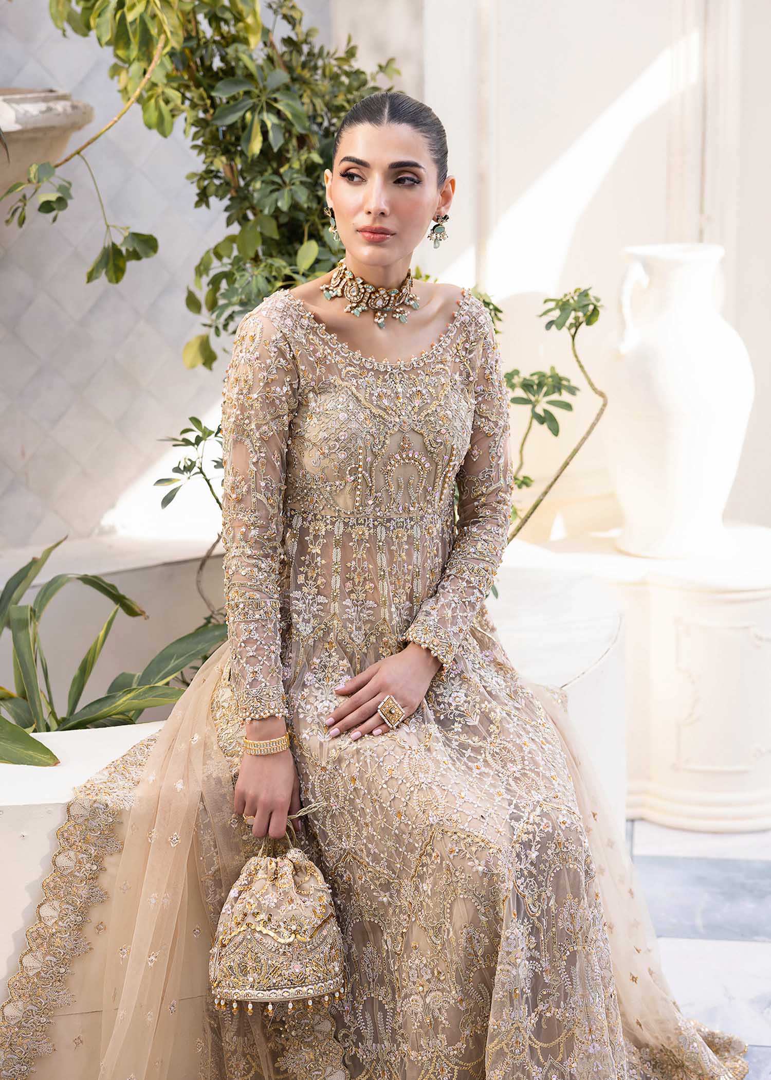 Nia nude floral embroidery detail - Kanwal Malik luxury pret
