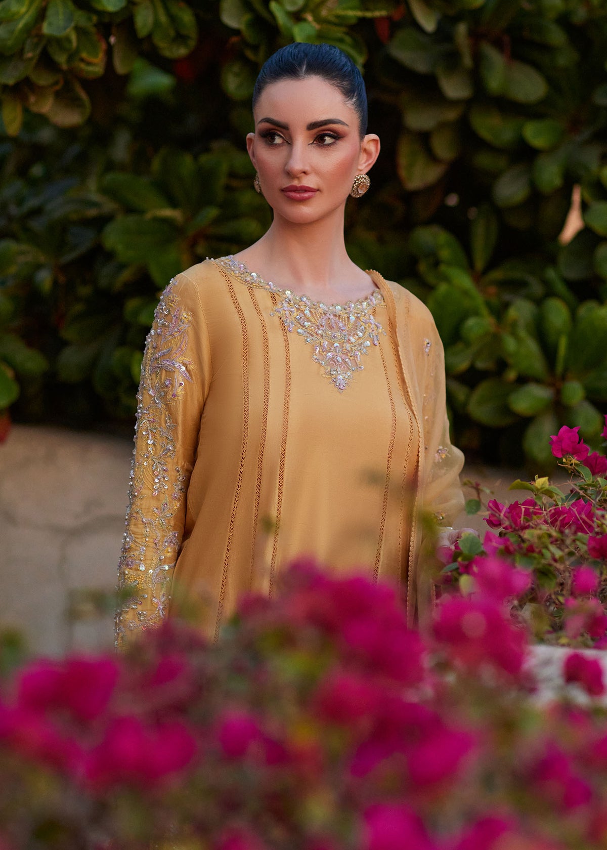 Reha mustard organza dupatta detail - Kanwal Malik