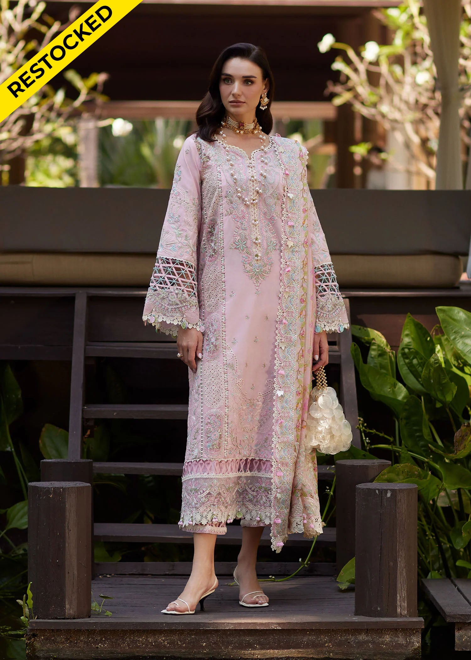 Vivian - Kanwal Malik