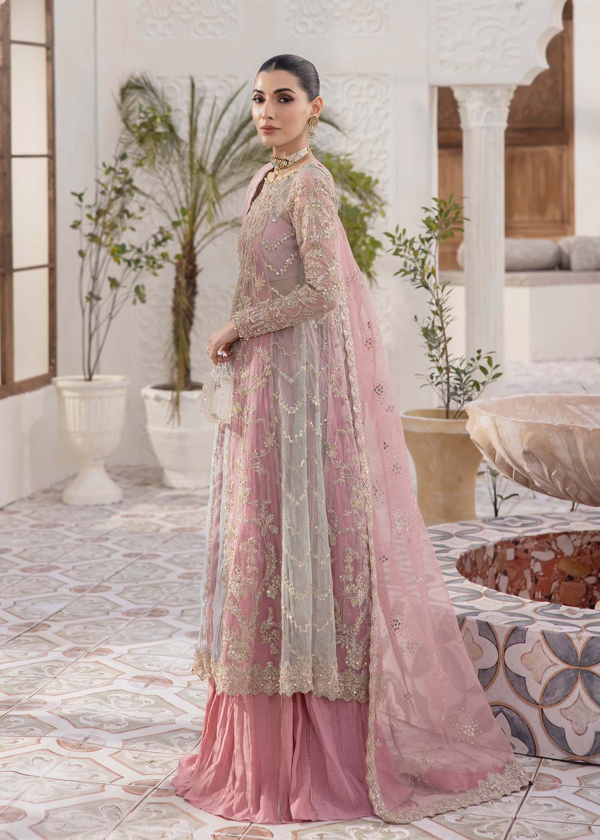 Sanya pink sequin dupatta detail - Kanwal Malik