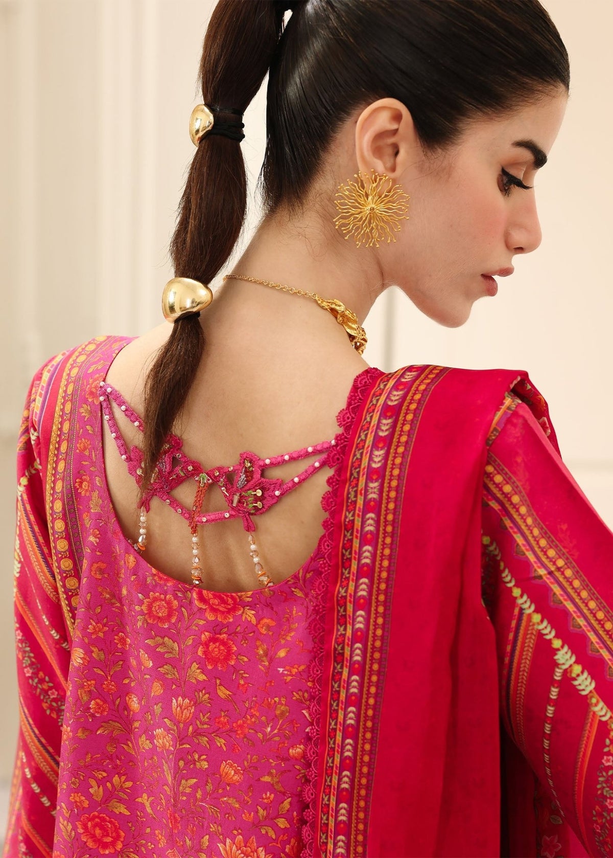 Zeya peacock dupatta detail - Kanwal Malik luxe silk
