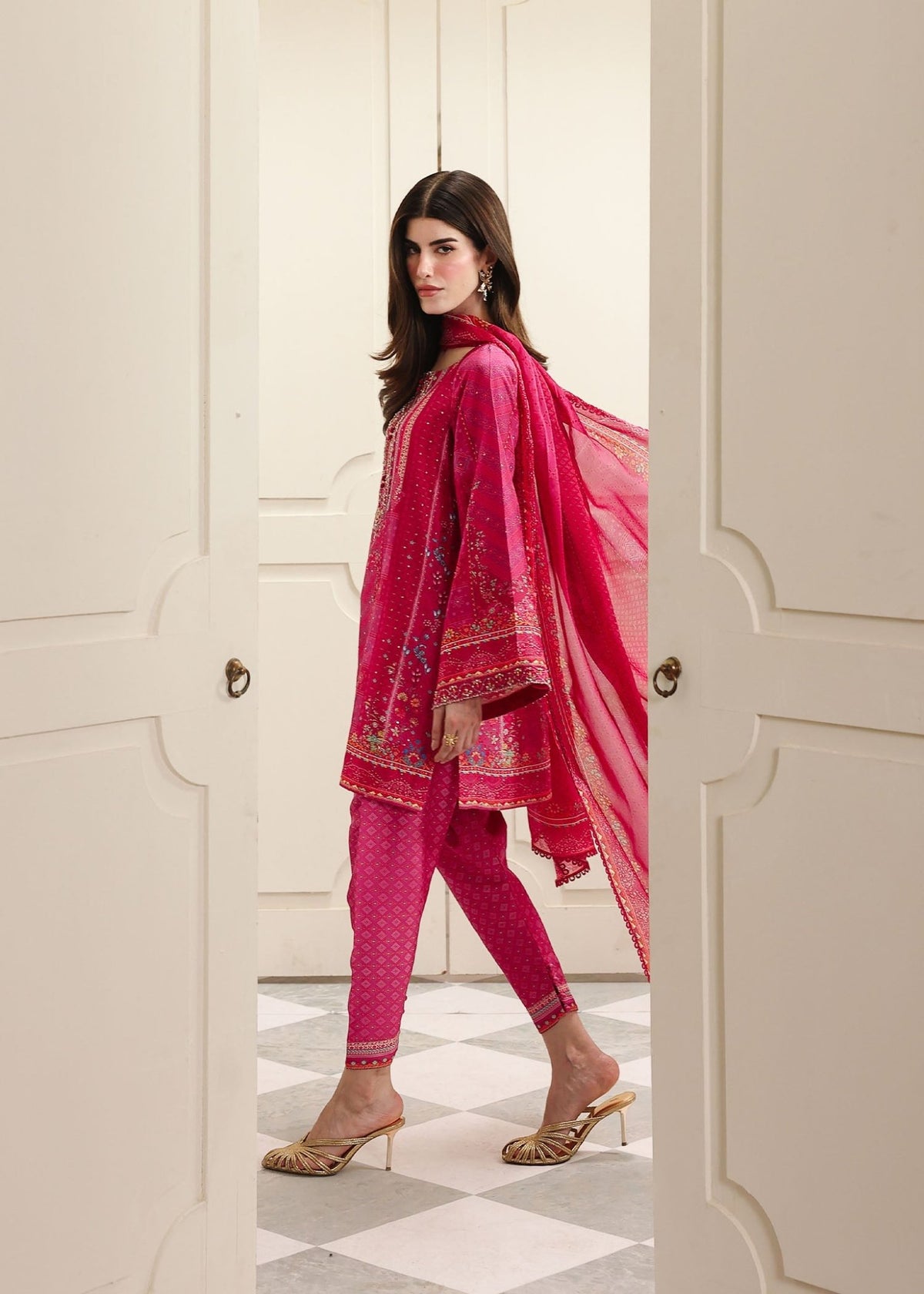 Ziven shocking pink styled look - Kanwal Malik