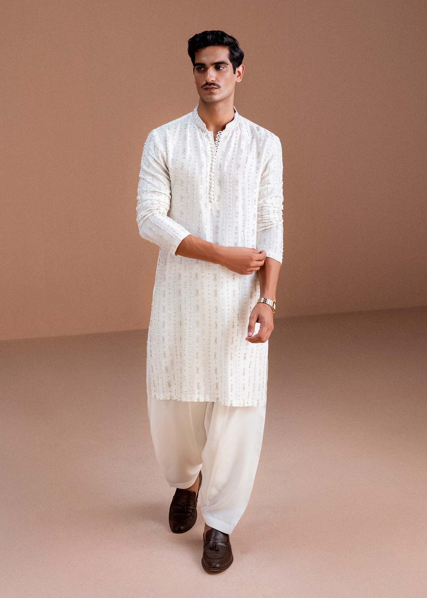 Zyaan off-white Korean silk kurta front view - Kanwal Malik